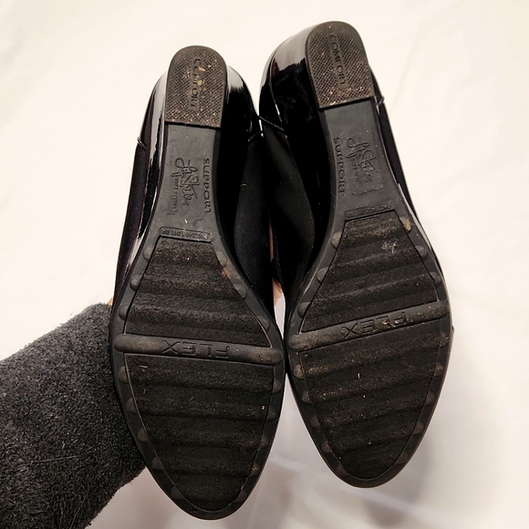 Life Stride Julianna Wedge Pump - Picture 9 of 10